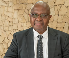 Prof B Dumisa